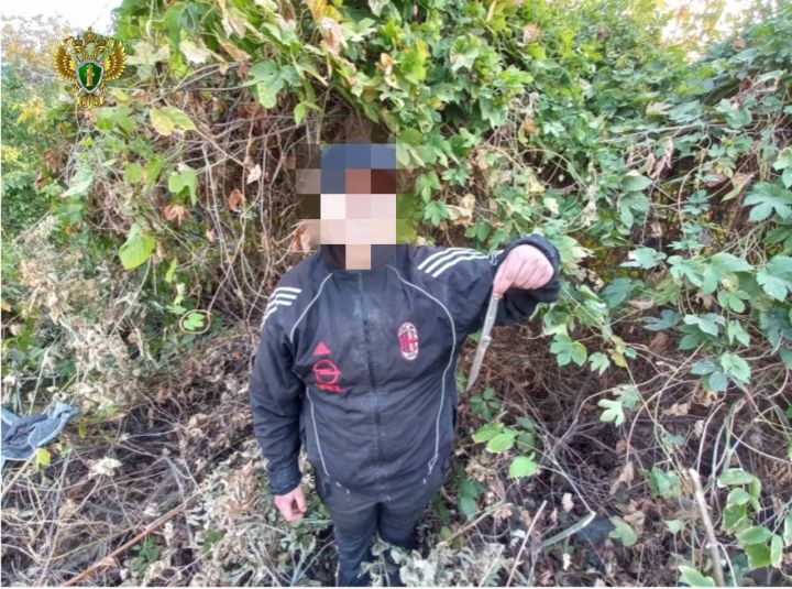 Зарезал отца из-за ссоры: 20-летний луганчанин пойдет под суд за убийство