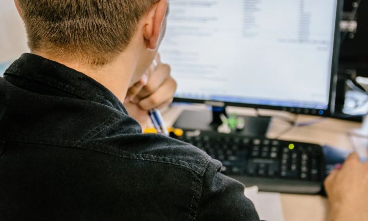 У жителя ЛНР украли с карты более 144 тысяч: всё из-за письма «знакомой» в соцсети