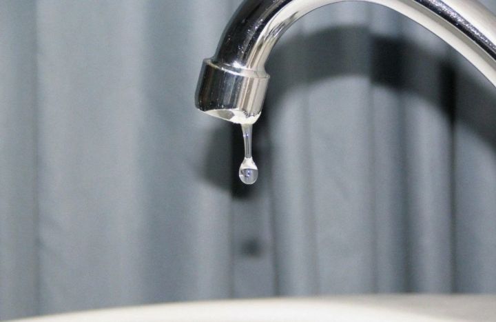 Готовьте запасы воды минимум на три дня: один из городов ЛНР останется без водоснабжения с 6 декабря