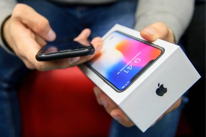 Не открывайте сообщения! Жителей ЛНР предупредили и о массовых взломах Apple ID мошенниками