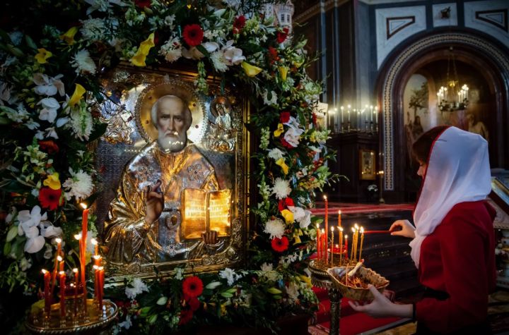 День Николая Чудотворца празднуется 19 декабря: что категорически нельзя делать и какие приметы стоит соблюдать?