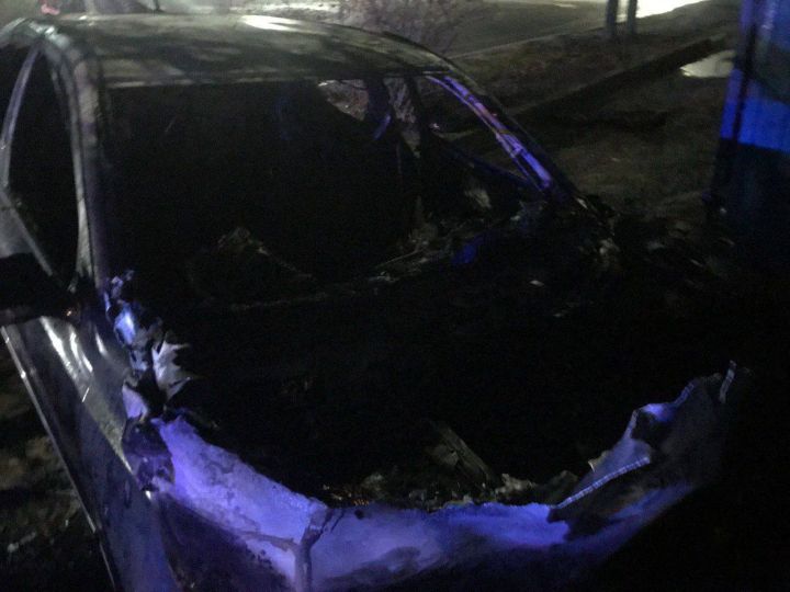 Ехал пьяный в комендантский час: в ЛНР водитель Мерседеса спровоцировал ДТП