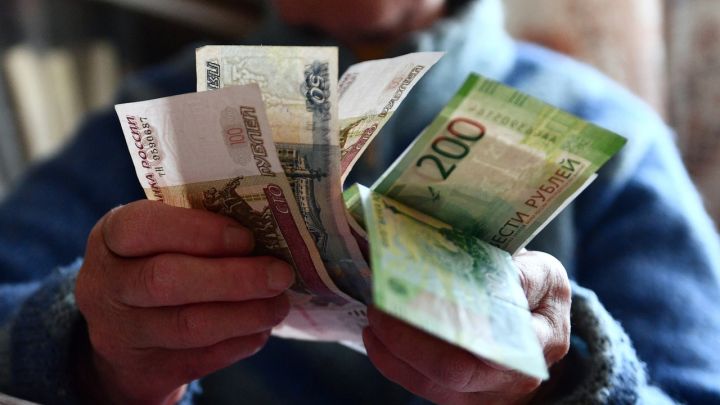 С 1 января 2025 года в ЛНР установят доплату к региональным пенсиям