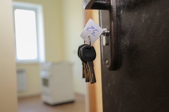 В ЛНР сиротам начнут выдавать жильё: метры можно получить как в новострое, так и во вторичке