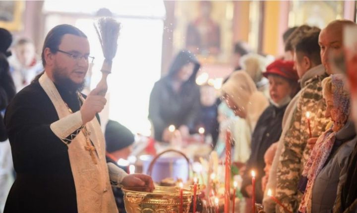 Путь к Богу или ритуал для галочки? Жители Краснодона ответили на вопрос, нужно ли освящать куличи на Пасху