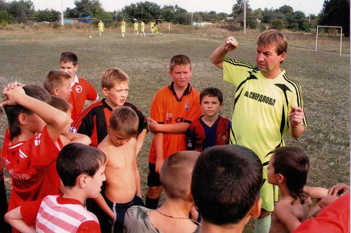 «Он пронес любовь к футболу через всю жизнь». Памяти свердловчанина Владимира Гуляева