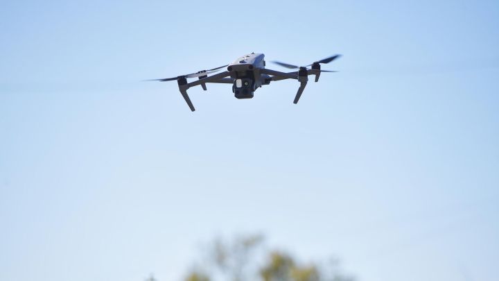 В Сети распространяется фейк об ударе беспилотника по колледжу в ЛНР: что было на самом деле?