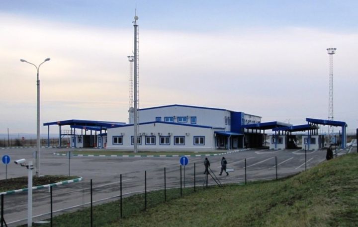 Очередь – в километры: какая обстановка на КПП «Гуково» по состоянию на 8 мая