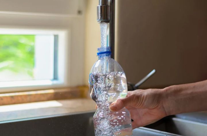 Масштабное отключение воды ожидается в ЛНР 3 июня: кому нужно сделать запасы?