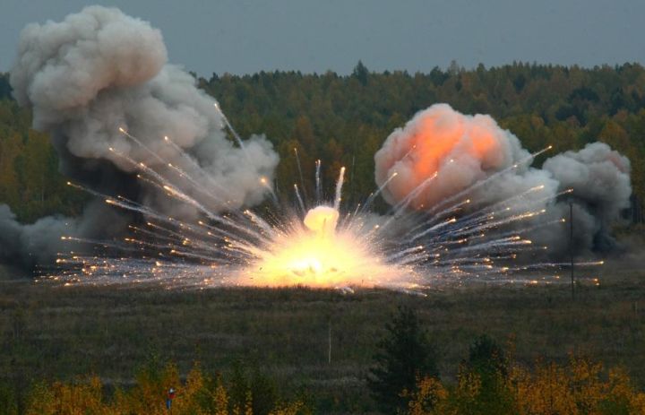 Спасатель в ЛНР погиб во время тушения лесного пожара у Станицы: там взорвался снаряд