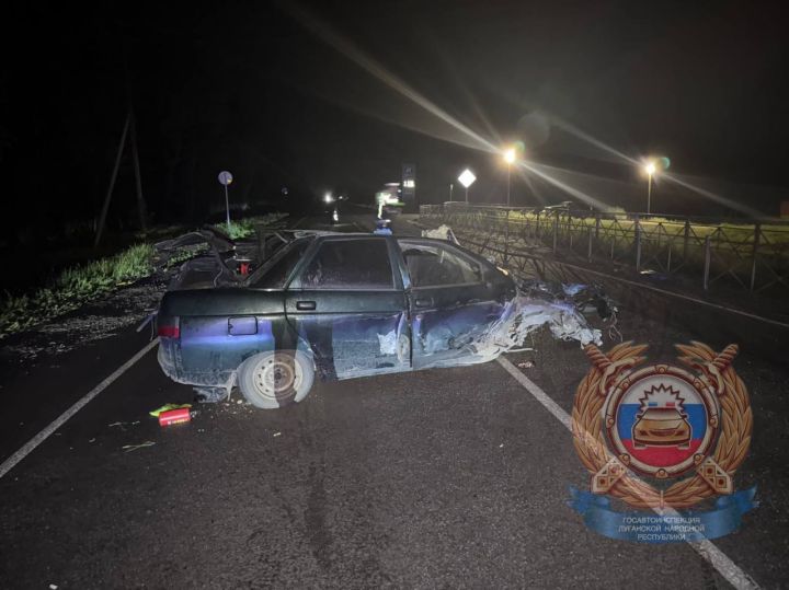 Авто всмятку: в ЛНР бесправник, будучи пьяным, устроил ДТП, в котором пострадали подростки