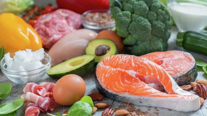 Яйца - по 50 рублей, картофель - по 65: средние цены на товары в Луганске