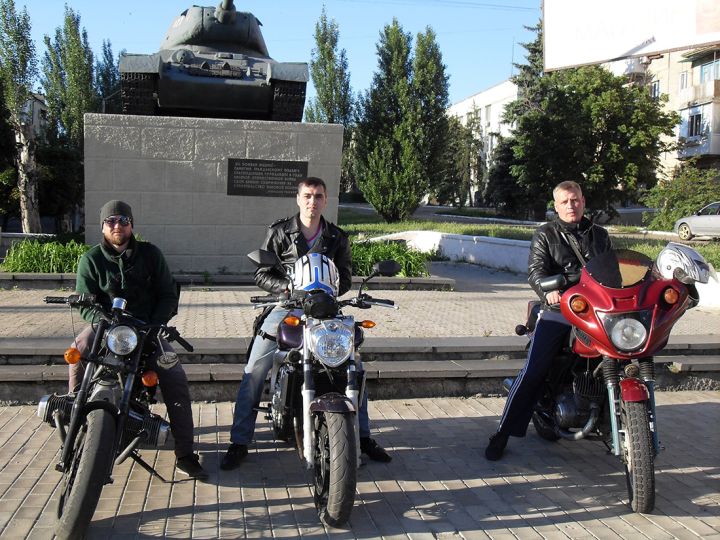 Не нужен им автомобиль: представители мотоциклетной субкультуры Свердловска рассказали о своем хобби