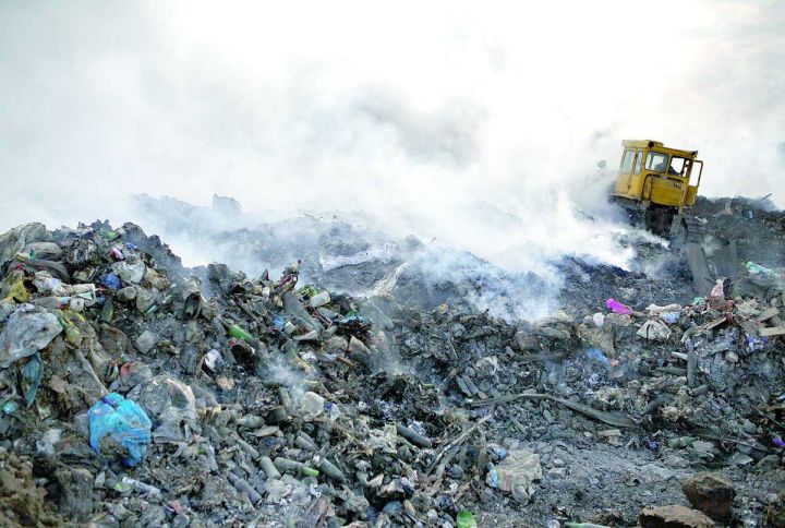 Краснодон в дыму:горит городская свалка