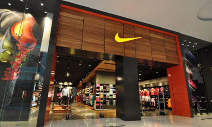 Nike уходит с российского рынка