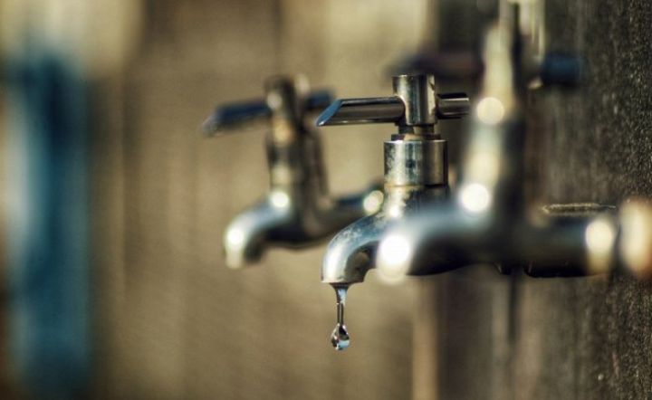 Обстрелами повреждена ЛЭП: ряд населенных пунктов ЛНР и район Луганска остались без воды