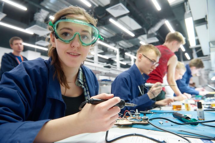 Россия откроет в ЛНР детский технопарк «Кванториум»