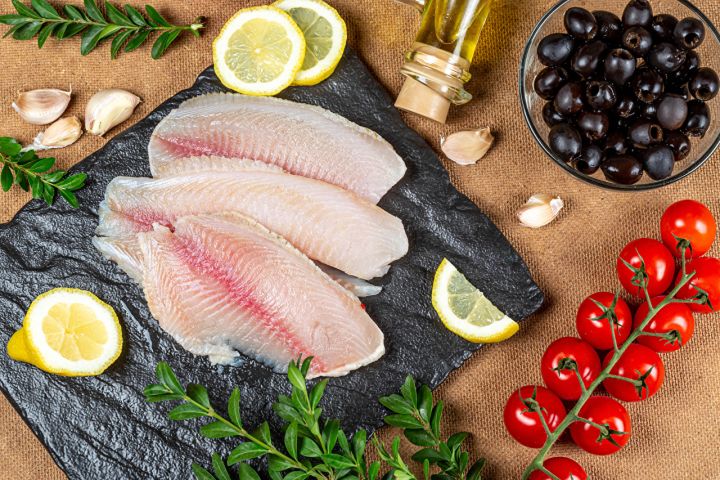 Колбаса и рыба подорожали, чай стал дешевле: как изменились цены в Свердловске в III декаде июля