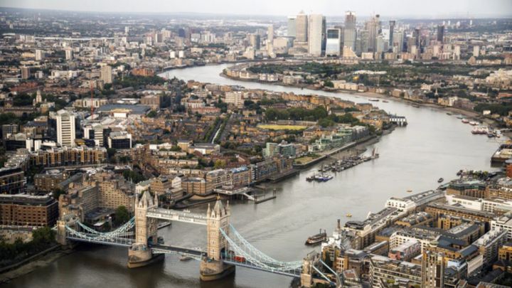 Впервые в истории пересохли истоки реки Темзы в Британии