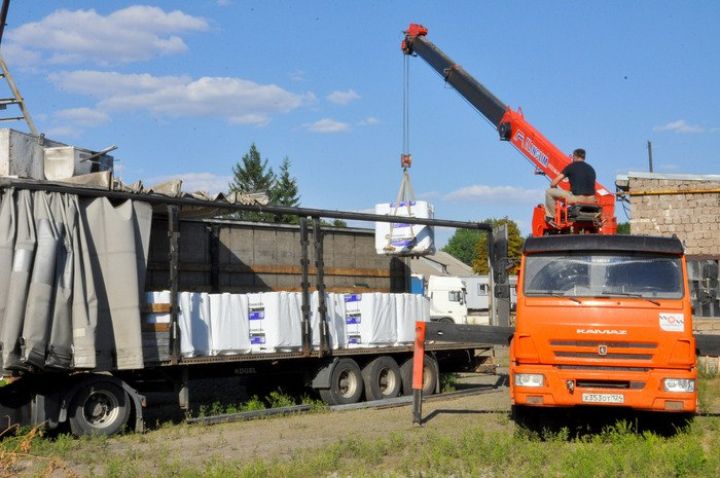 Свердловск получил стройматериалы от Красноярска
