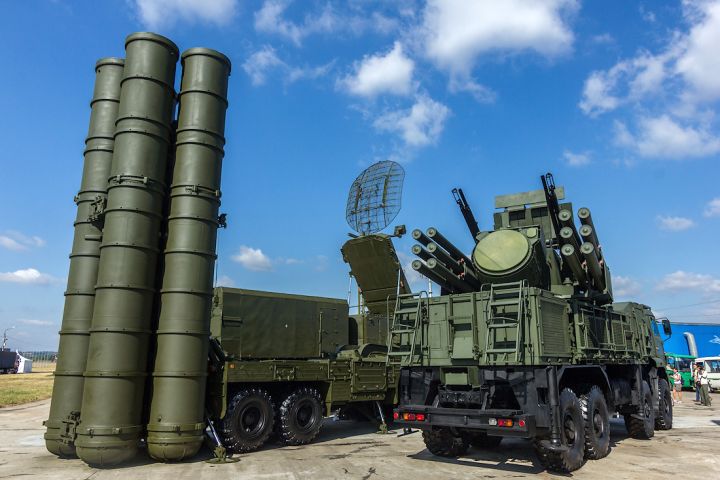 Российские системы ПВО отразили атаку киевских силовиков на Новую Каховку