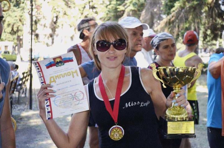 Сотрудница Брянковского колледжа победила в Международном легкоатлетическом пробеге.