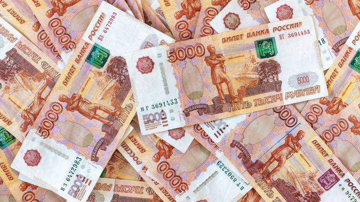 Алчевское предприятие выплатило около 150 тысяч рублей долга