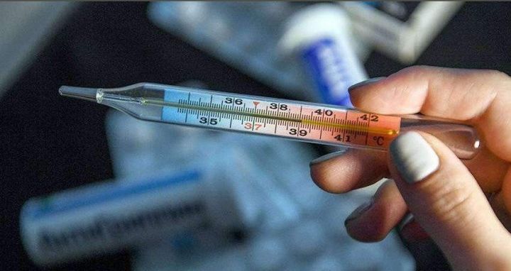 Пневмоний всё больше, выявлен ковид: заболеваемость в Свердловске за неделю