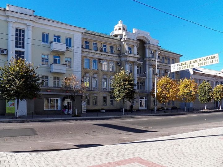 В Макеевку прибыла первая партия спецтехники из Югры