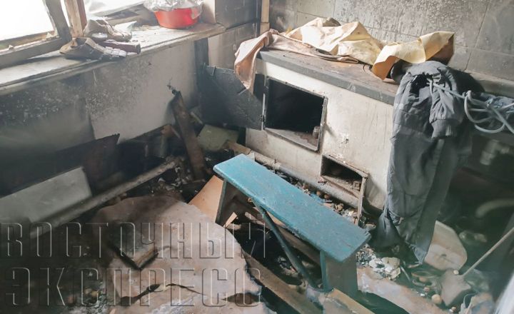 Мужчина погиб на пожаре в поселке Комсомольский