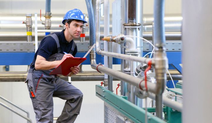 В одной из школ Свердловского района заменят котельную