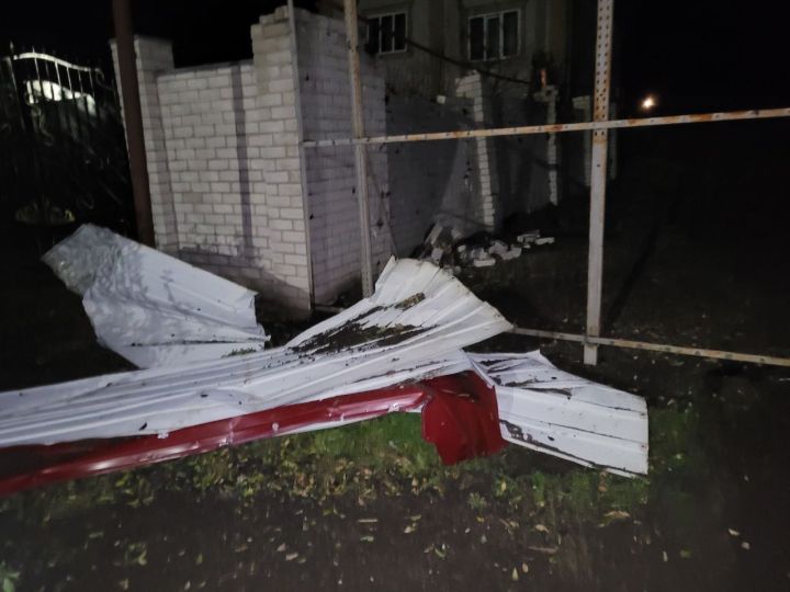 Повреждены дома, ЛЭП и газопровод: последствия удара по Сватово из HIMARS