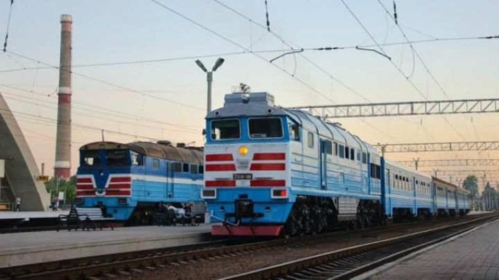 ЛЖД отменила некоторые пригородные поезда