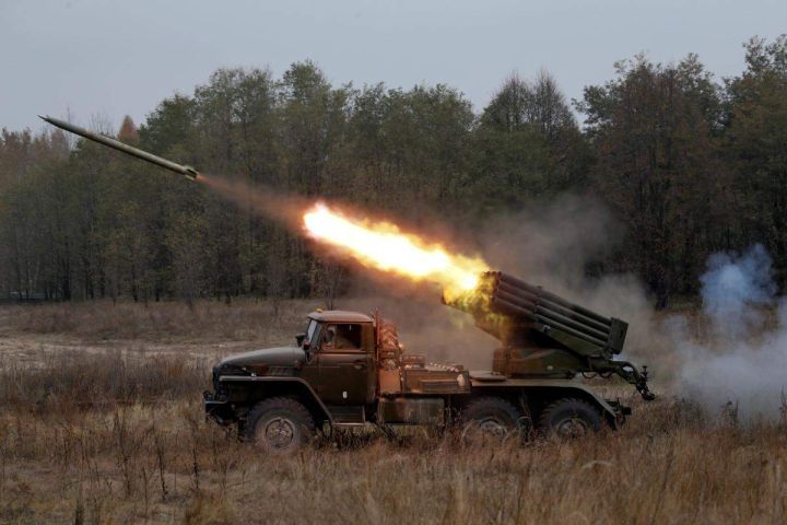 При обстреле Сватово пострадала женщина