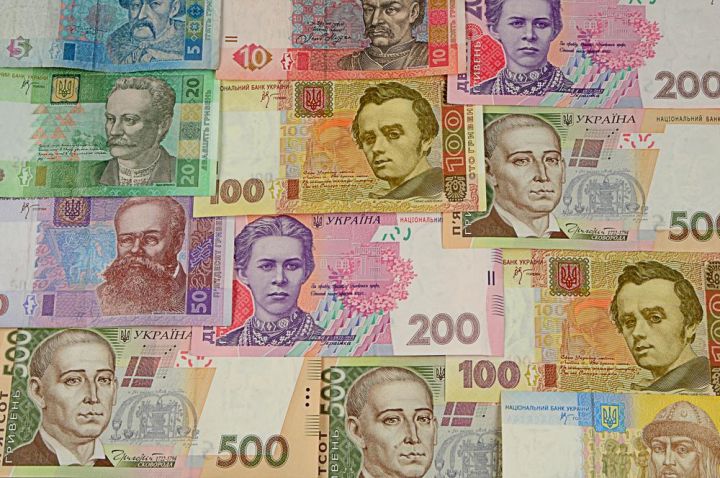 Платить нельзя, обменять можно: что будет с гривной в ЛНР с 1 января 2023 года?