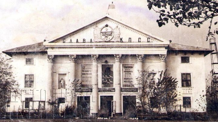 Комсомольскому клубу исполнилось 65 лет