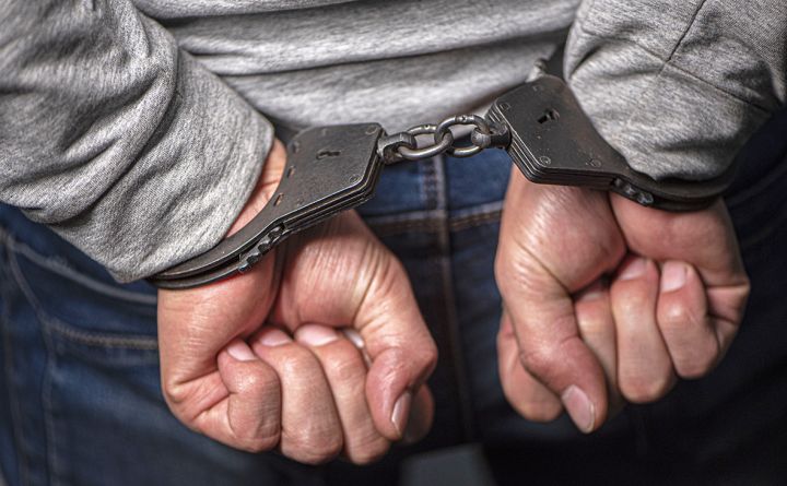 В Стаханове двое мужчин убили пенсионерку из-за денег