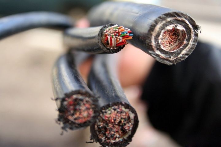 Сотрудники полиции задержали мужчину, подозревамого в краже кабеля