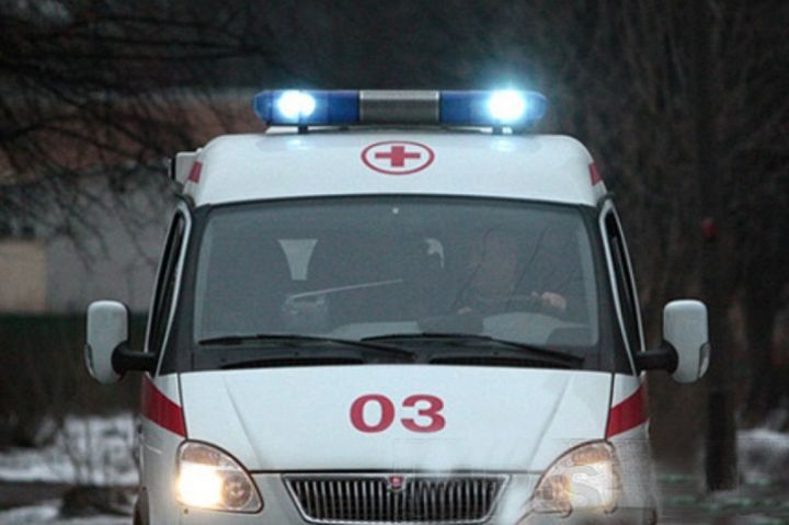 Житель Стаханова попал в больницу с обморожением рук и ног