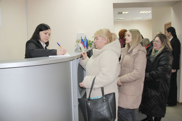 В Краснодоне открыли МФЦ