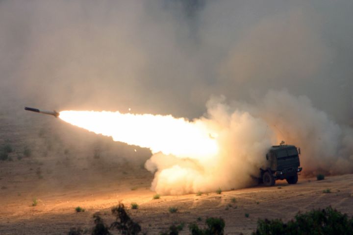 Киевские силовики обстреляли один из городов ЛНР из HIMARS