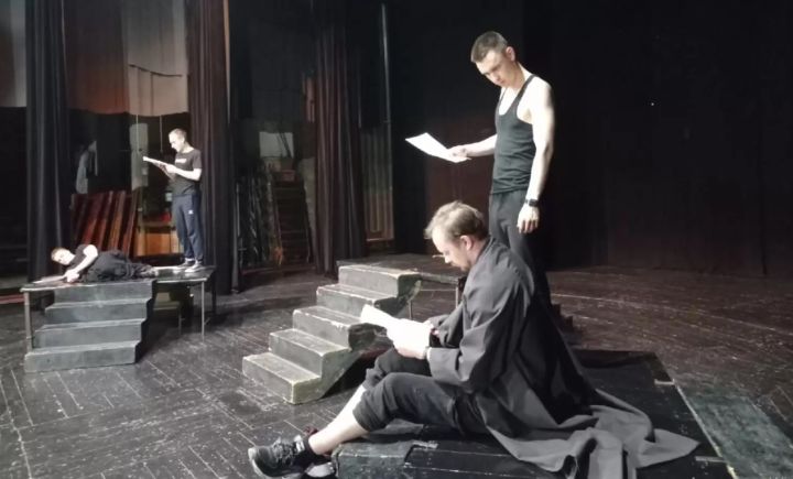 Луганчан и гостей столицы ЛНР приглашают на премьеру спектакля «Ревизор #Перезагрузка»