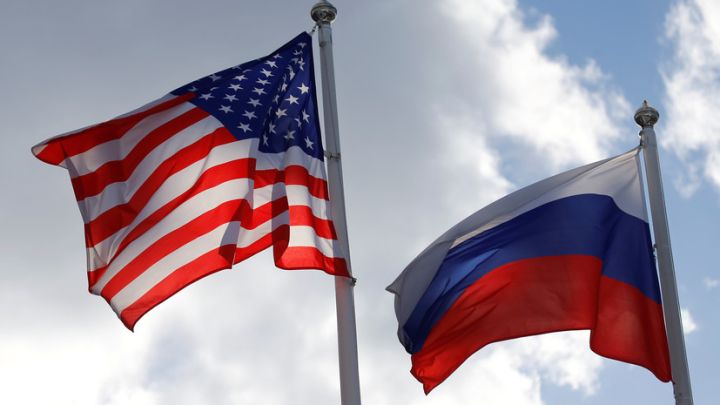 РФ приостановила участие в договоре о стратегических наступательных вооружениях