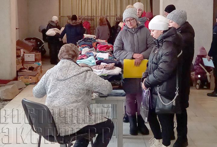 Козельская епархия оказала помощь семьям с детьми, приехавшим в Свердловск