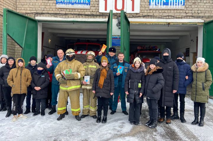Мероприятия в честь Дня защитника Отечества прошли в Краснодоне и районе