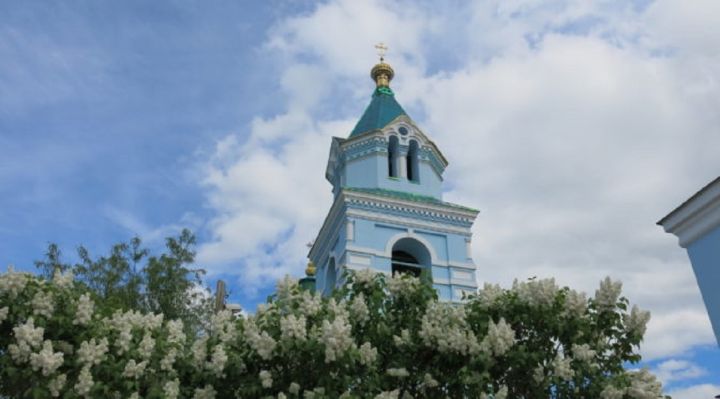Стахановский Свято-Николаевский храм закрыт на ремонт в связи с аварийным состоянием
