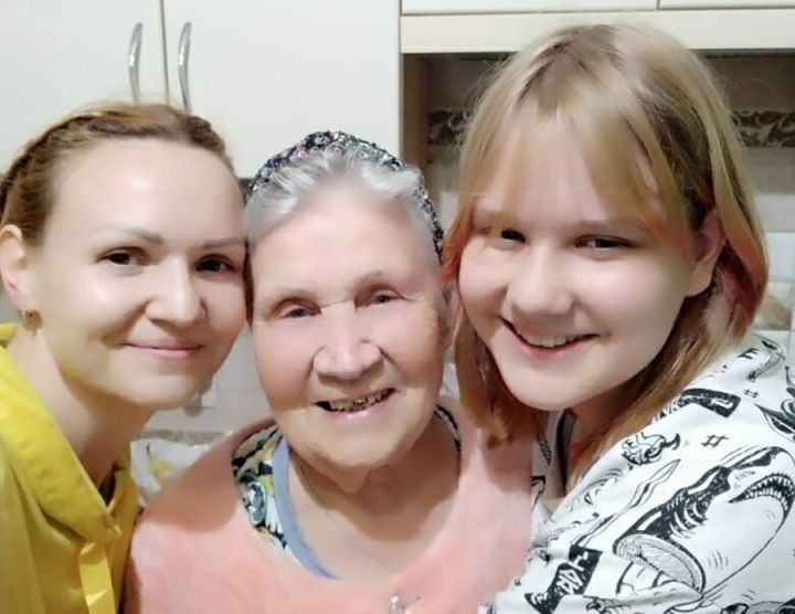 «Такая моя женская доля»: история непростой жизни Нины Казначевской из Краснодона