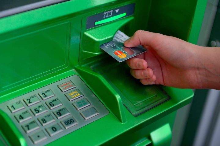 Пасечник посодействует в открытии новых банкоматов в Антрацитовском районе