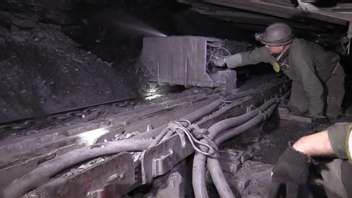 Горняки шахты им. Свердлова за 100 лет работы предприятия выдали на-гора 42 млн тонн угля