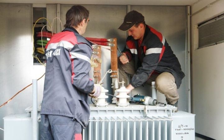 Напряжение будет в порядке?: как повлияет на качество света замена трансформаторов в Свердловске